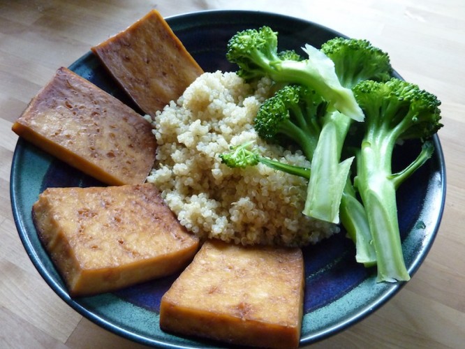 Broccoli, Tofu and Quinoa